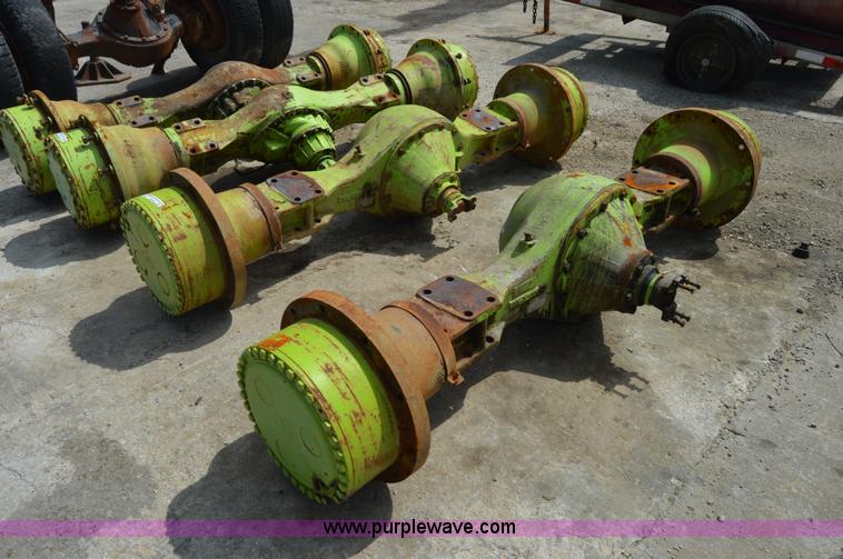(2) Steiger tractor axles in Liberty, MO Item AW9223 sold Purple Wave