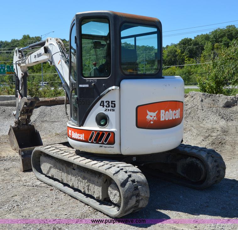 image for item AW9228 2003 Bobcat 435ZHS compact excavator