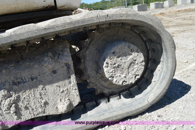 image for item AW9228 2003 Bobcat 435ZHS compact excavator