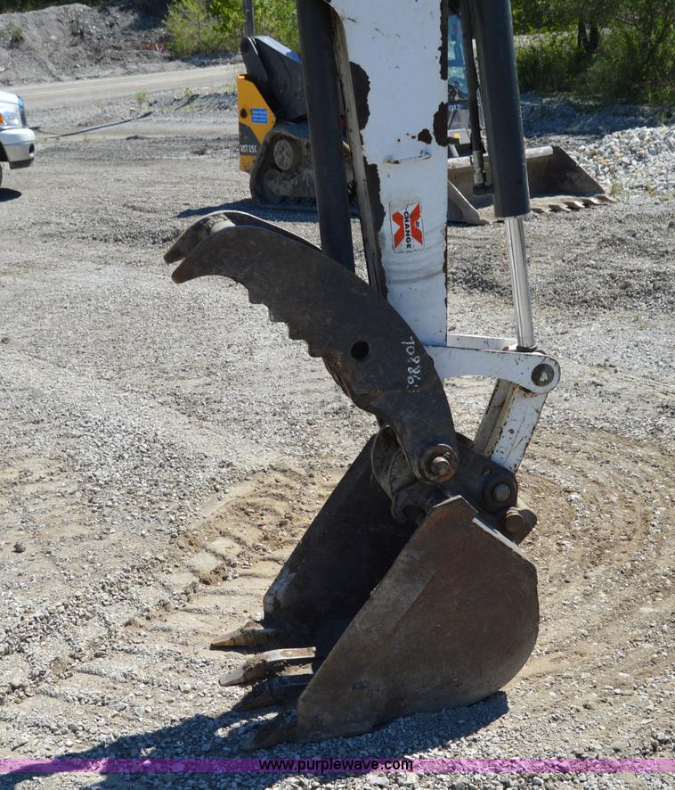 image for item AW9228 2003 Bobcat 435ZHS compact excavator