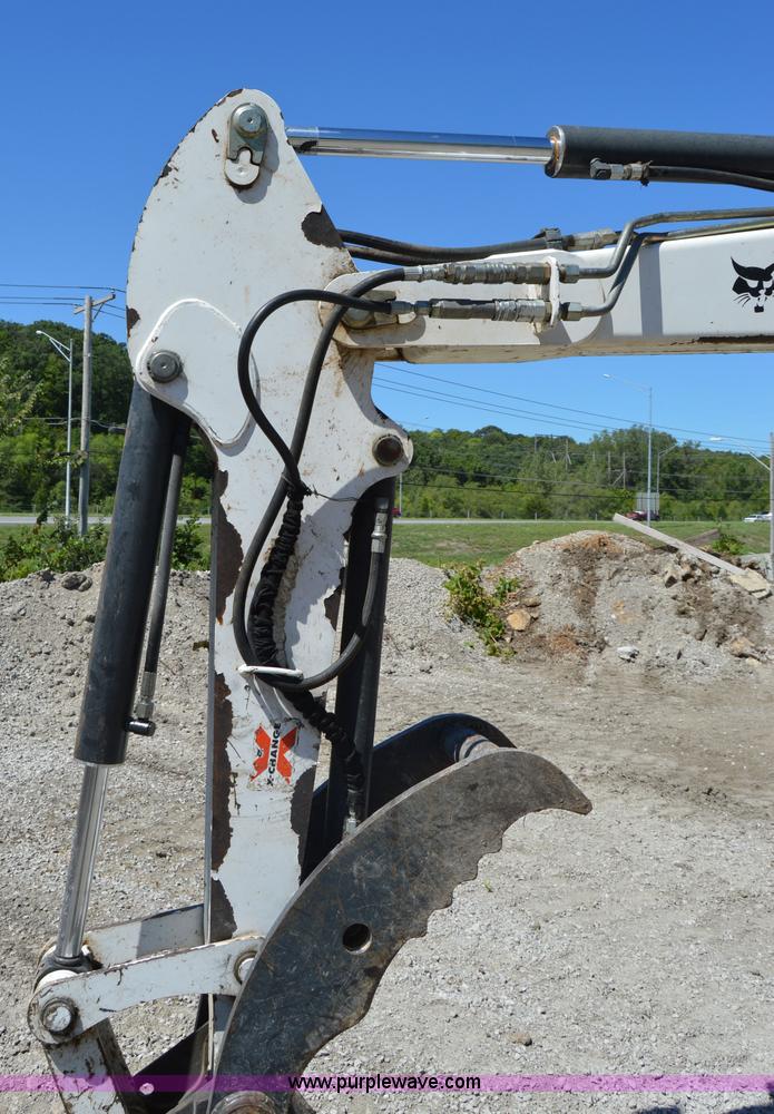 image for item AW9228 2003 Bobcat 435ZHS compact excavator