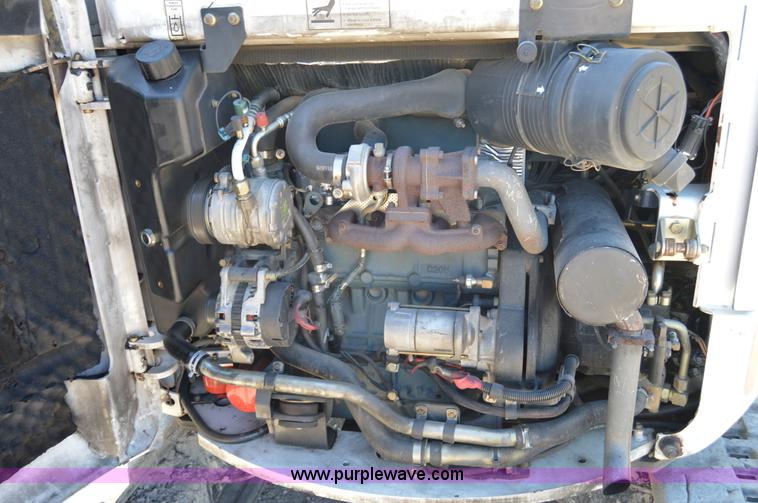 image for item AW9228 2003 Bobcat 435ZHS compact excavator