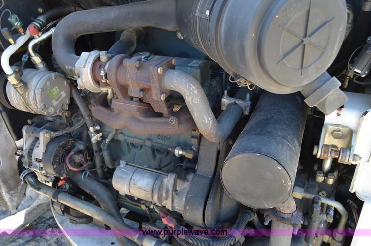 image for item AW9228 2003 Bobcat 435ZHS compact excavator