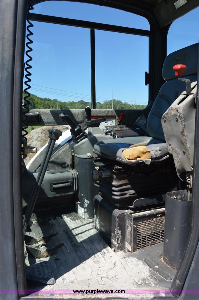 image for item AW9228 2003 Bobcat 435ZHS compact excavator