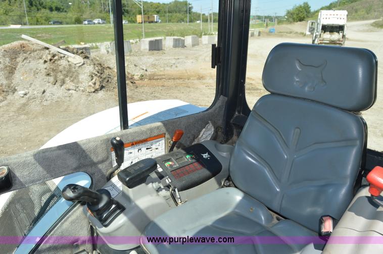 image for item AW9228 2003 Bobcat 435ZHS compact excavator