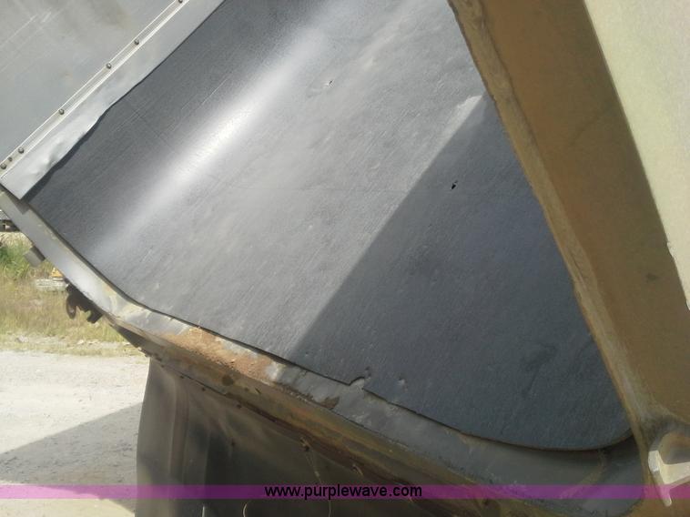 image for item AW9881 1990 Fruehauf aluminum end dump trailer