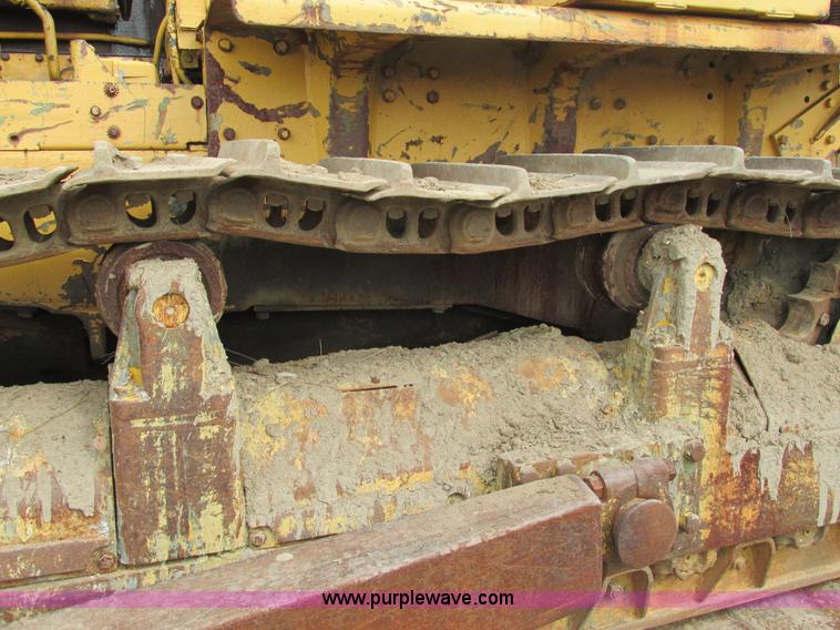 image for item AW9882 1966 Caterpillar D7E dozer