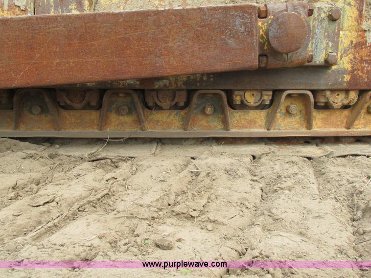 image for item AW9882 1966 Caterpillar D7E dozer