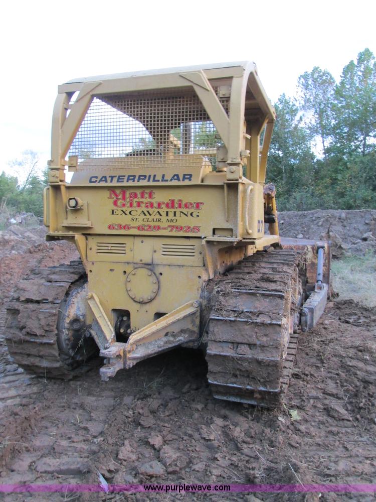 image for item AW9883 1968 Caterpillar D7E dozer