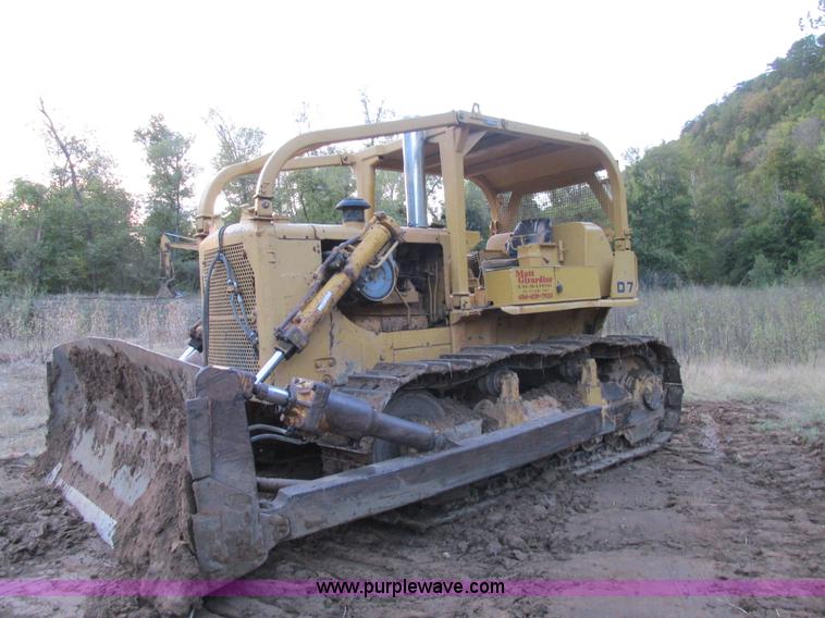 image for item AW9883 1968 Caterpillar D7E dozer