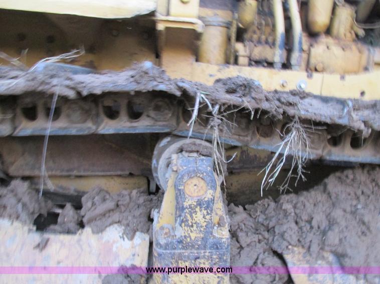 image for item AW9883 1968 Caterpillar D7E dozer