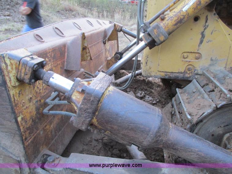 image for item AW9883 1968 Caterpillar D7E dozer