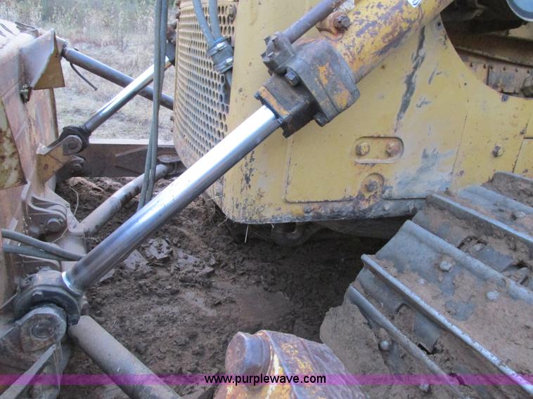 image for item AW9883 1968 Caterpillar D7E dozer