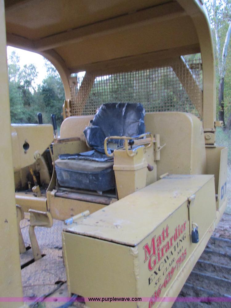 image for item AW9883 1968 Caterpillar D7E dozer
