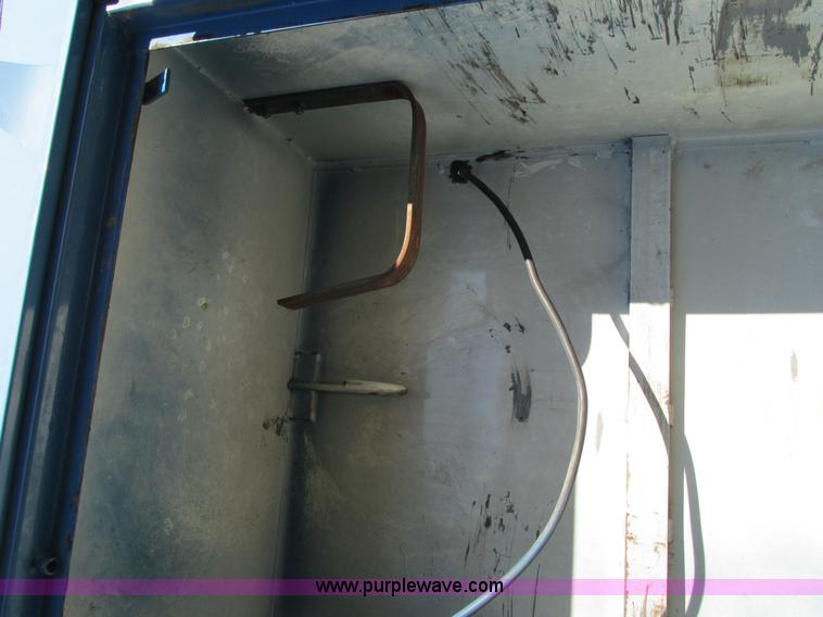 image for item AW9889 Reading CMB281-A service body