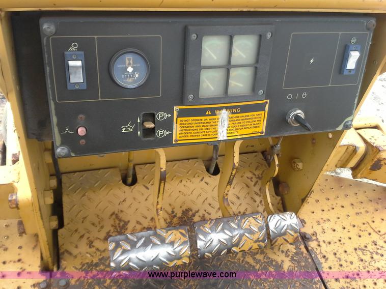 image for item AW9894 1994 Caterpillar D5C XL dozer