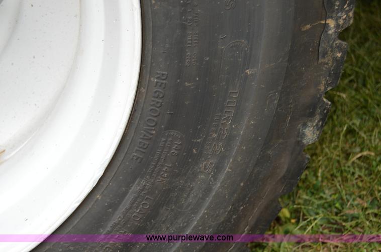 image for item AY9495 1993 International 4700 crane truck