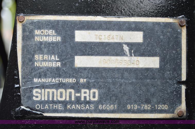 image for item AY9495 1993 International 4700 crane truck