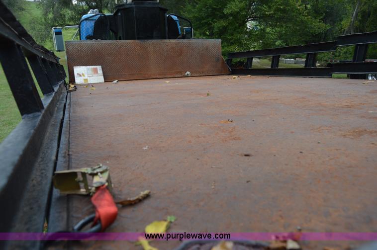 image for item AY9495 1993 International 4700 crane truck