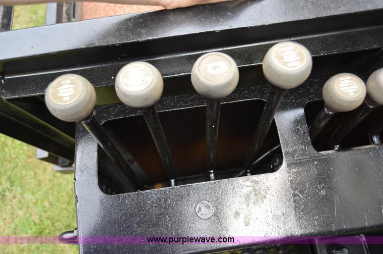 image for item AY9495 1993 International 4700 crane truck