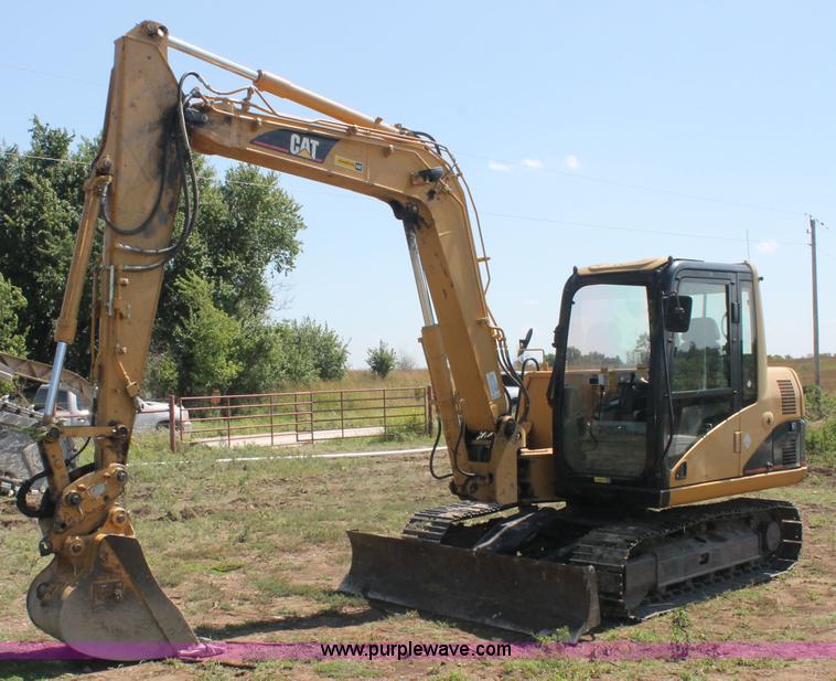 image for item D4922 2006 Caterpillar 307C mini excavator