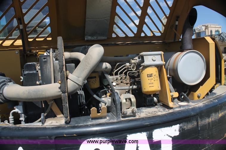 image for item D4922 2006 Caterpillar 307C mini excavator