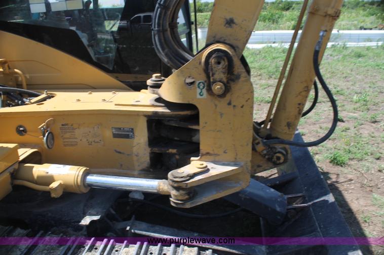image for item D4922 2006 Caterpillar 307C mini excavator