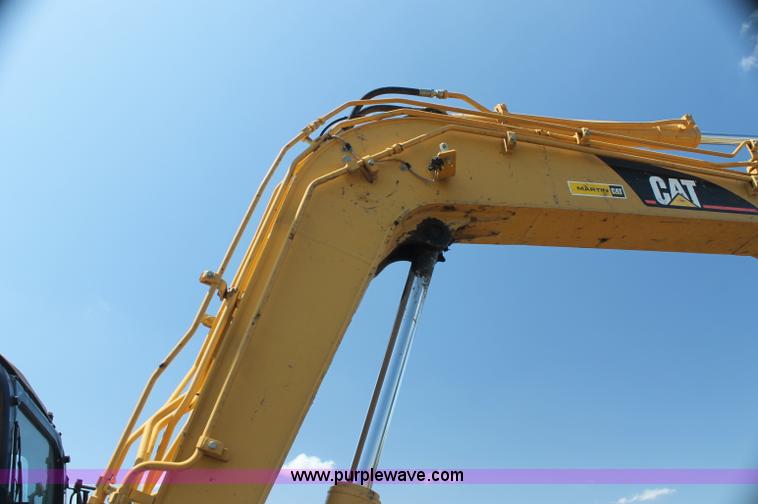 image for item D4922 2006 Caterpillar 307C mini excavator