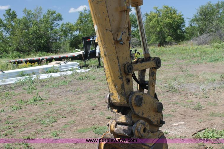 image for item D4922 2006 Caterpillar 307C mini excavator