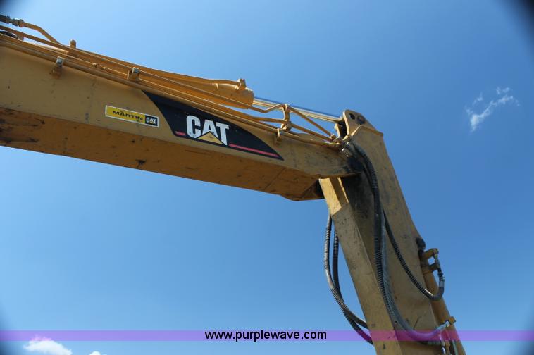 image for item D4922 2006 Caterpillar 307C mini excavator