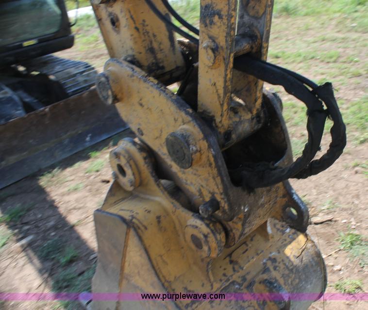 image for item D4922 2006 Caterpillar 307C mini excavator