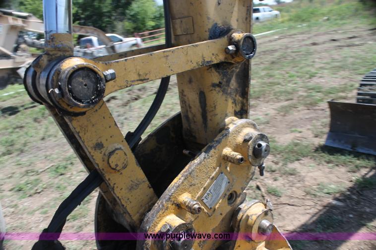 image for item D4922 2006 Caterpillar 307C mini excavator