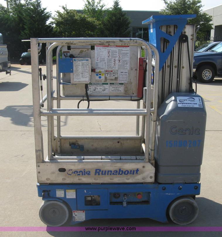 image for item E7987 2002 Genie GR15 runabout man lift