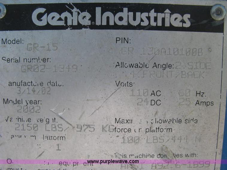 image for item E7987 2002 Genie GR15 runabout man lift