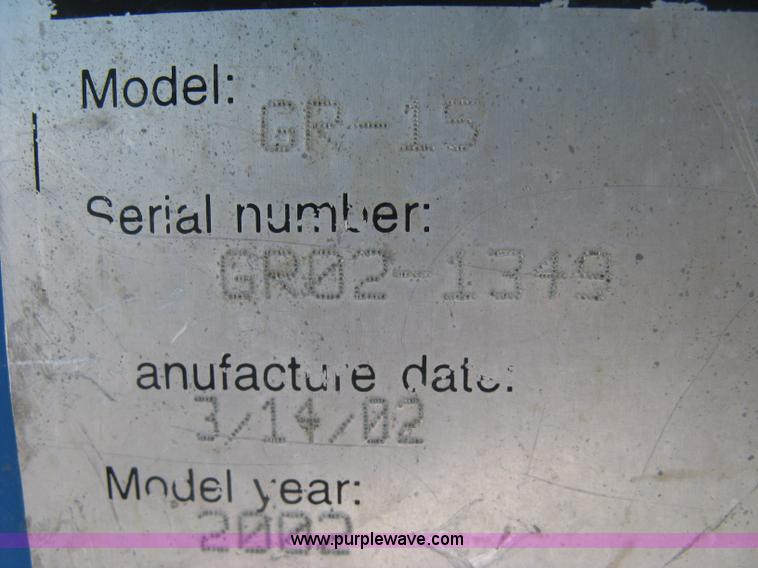 image for item E7987 2002 Genie GR15 runabout man lift