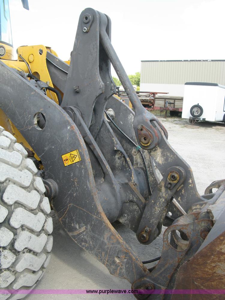 image for item E7990 1999 Volvo L90C wheel loader