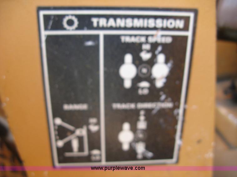 image for item E7998 1991 Case 855D long track loader