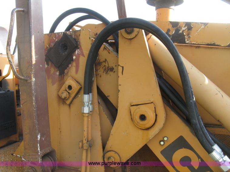 image for item E7998 1991 Case 855D long track loader