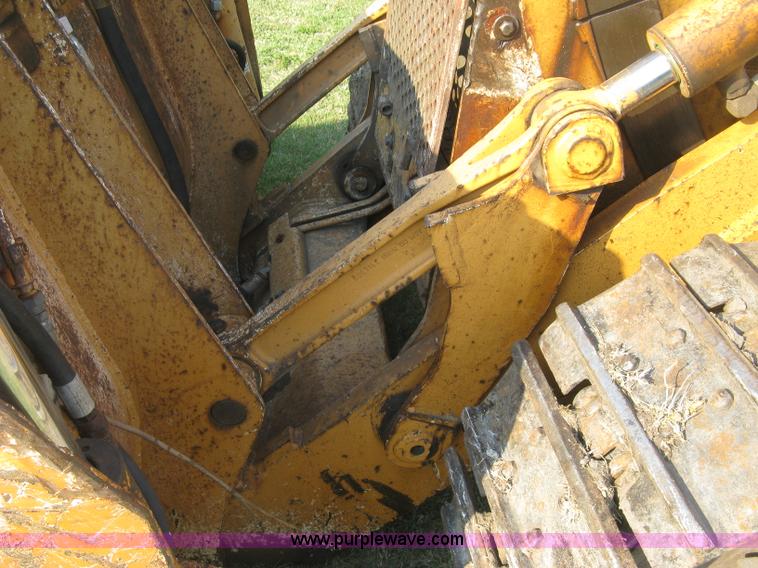 image for item E7998 1991 Case 855D long track loader