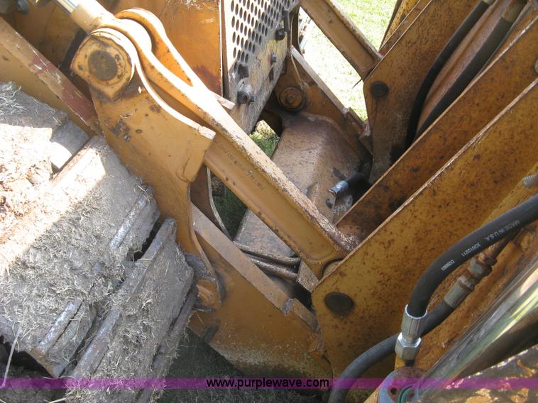 image for item E7998 1991 Case 855D long track loader