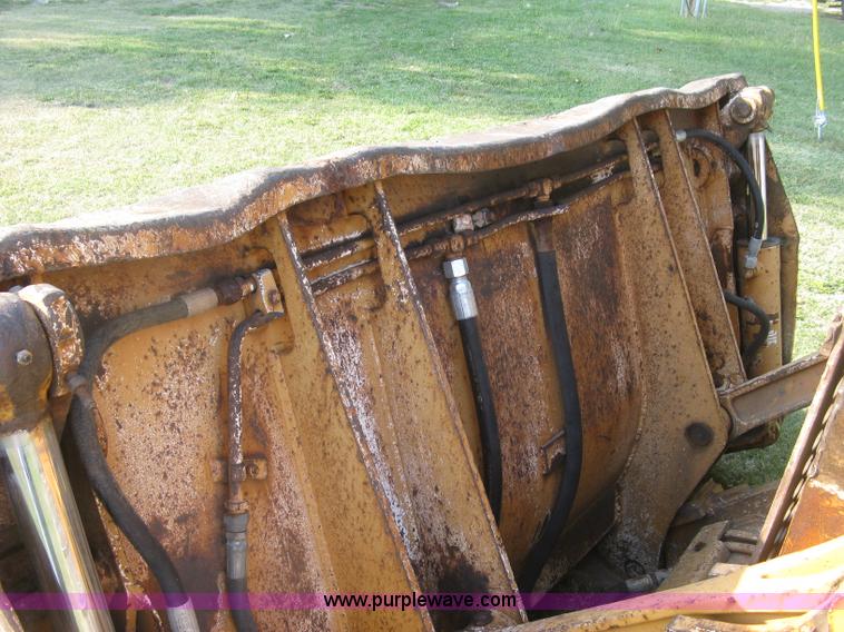 image for item E7998 1991 Case 855D long track loader