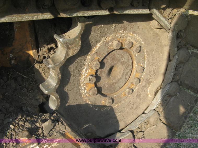 image for item E7998 1991 Case 855D long track loader