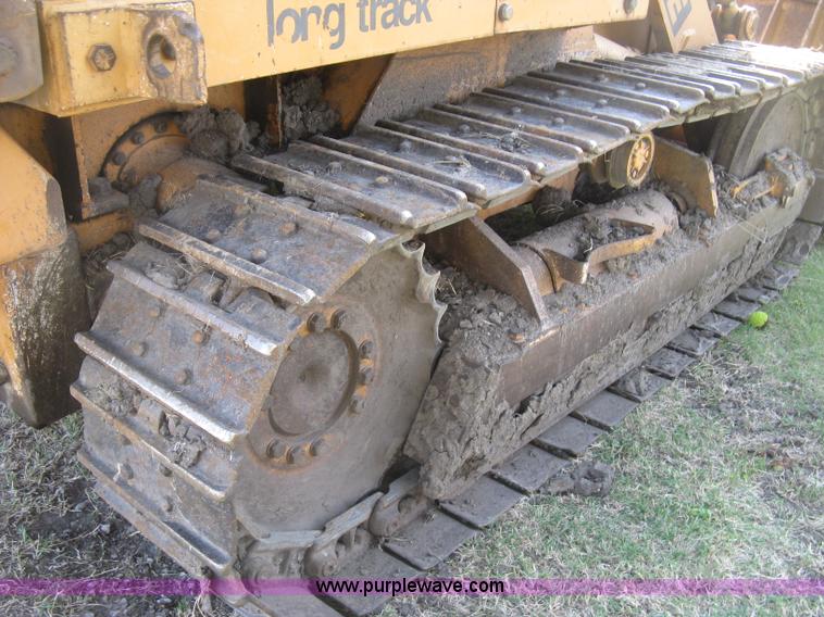 image for item E7998 1991 Case 855D long track loader