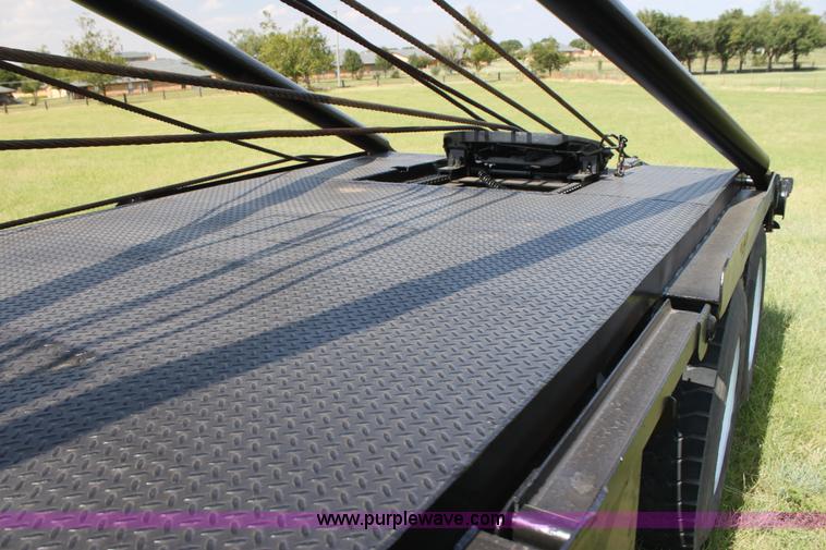 image for item F3355 1995 Mack RD6 rigging truck