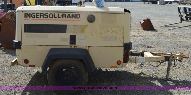 image for item F8338 2000 Ingersoll Rand 185 air compressor