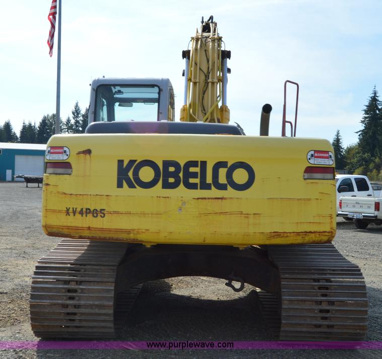 image for item F8339 2004 Kobelco SK210LC excavator
