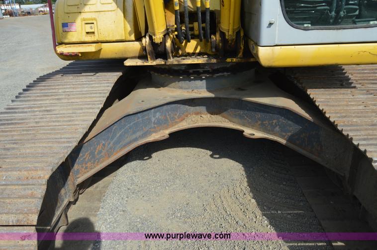 image for item F8339 2004 Kobelco SK210LC excavator