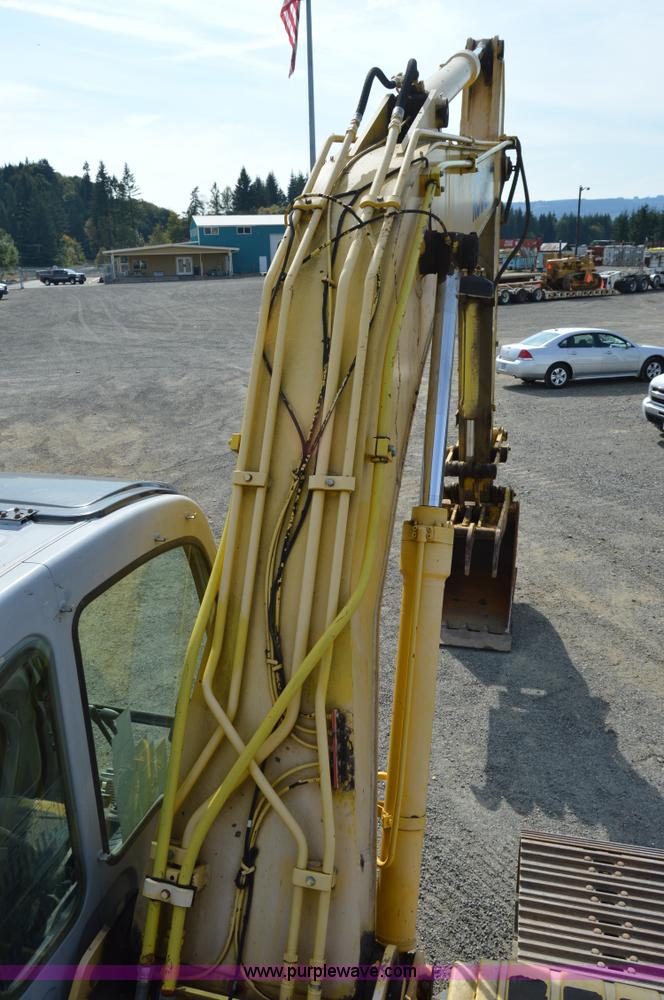 image for item F8339 2004 Kobelco SK210LC excavator