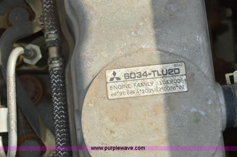 image for item F8339 2004 Kobelco SK210LC excavator