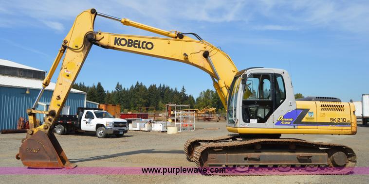 image for item F8340 2003 Kobelco SK210LC excavator